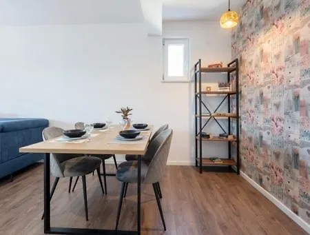 Vuletic Apartment *