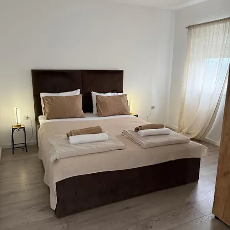 Vuletic * Neum